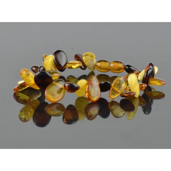 Mix drop shaped amber bracelet with clasp